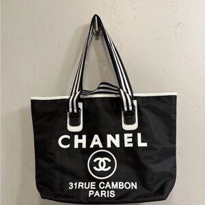 New CC Black and White Logo Tote VIP/GWP